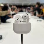 AirPods 4 のベストセール: Apple の最新の象徴的なワイヤレスイヤホンを割引価格で購入できます