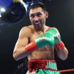 ジャニベク・アリムカヌリがアンドレイ・ミハイロビッチを9回KO